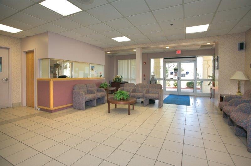 Greencove Lobby1 - North Florida