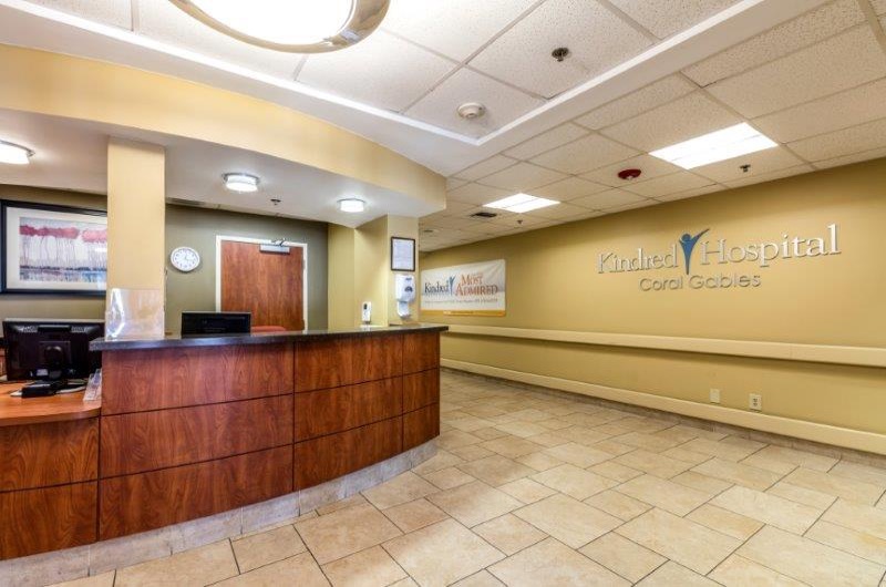 Front Desk - South Florida - Coral Gables