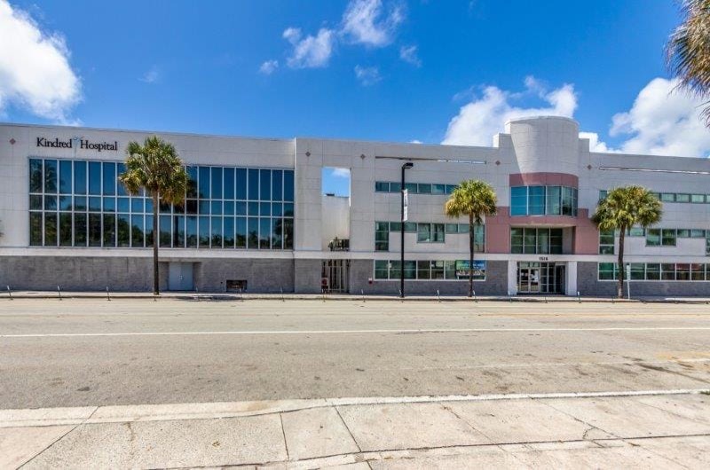 South Florida Ft Lauderdale - Exterior 1 - ARU